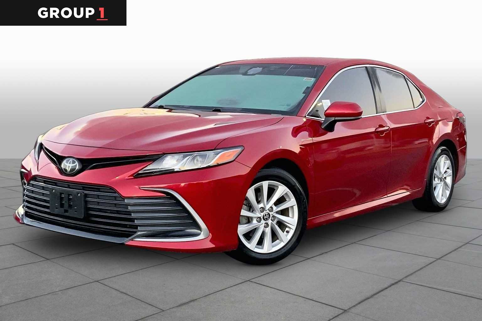 Used 2023 Toyota Camry LE FWD image 1
