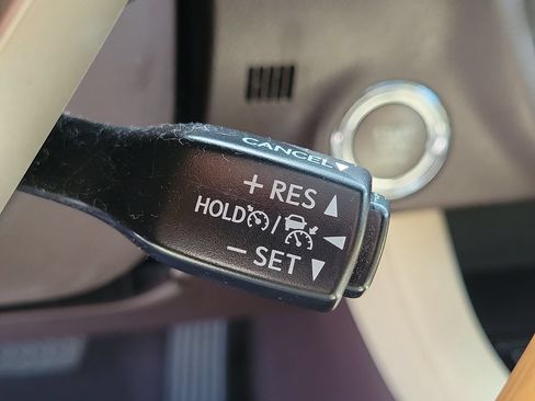 Used 2017 Lexus RX 350 AWD w/ Premium Package image 32