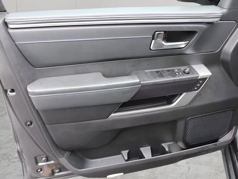 Used 2022 Toyota Tundra Platinum w/ Advanced Package image 24