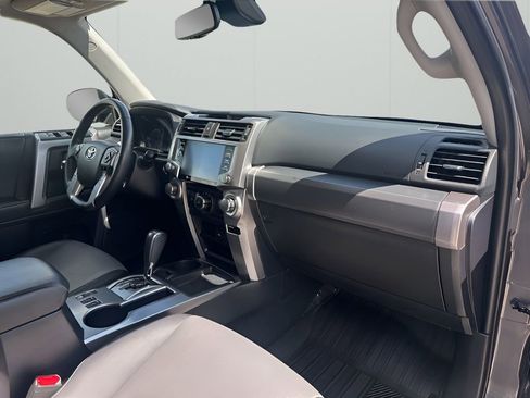 Used 2023 Toyota 4Runner SR5 Premium image 14