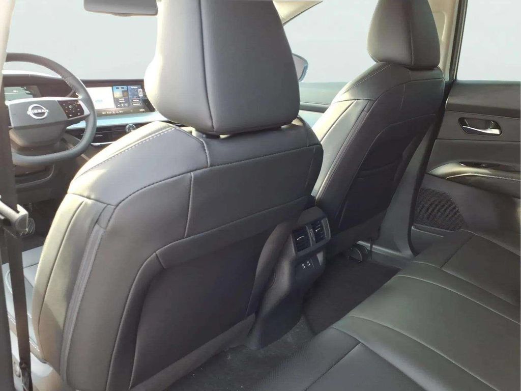 New 2026 Nissan Murano SL AWD/4WD image 13