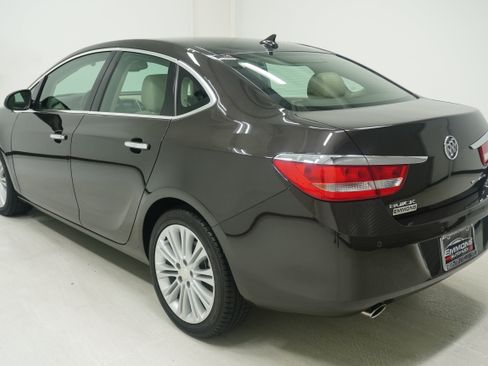 Used 2013 Buick Verano Convenience FWD image 6