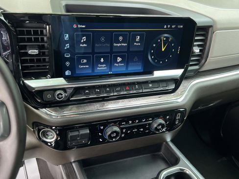 Used 2024 Chevrolet Silverado 1500 LTZ w/ LTZ Convenience Package II RWD image 19