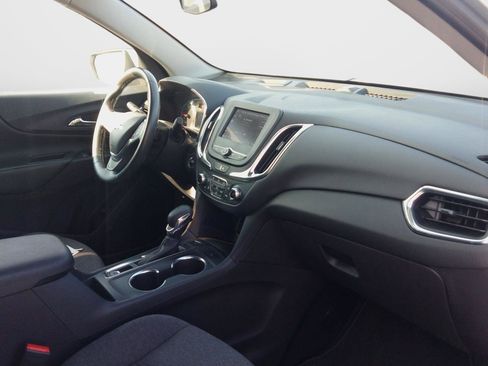 Used 2022 Chevrolet Equinox LT image 23