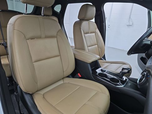 Used 2020 Chevrolet Blazer Premier w/ Driver Confidence II Package image 10