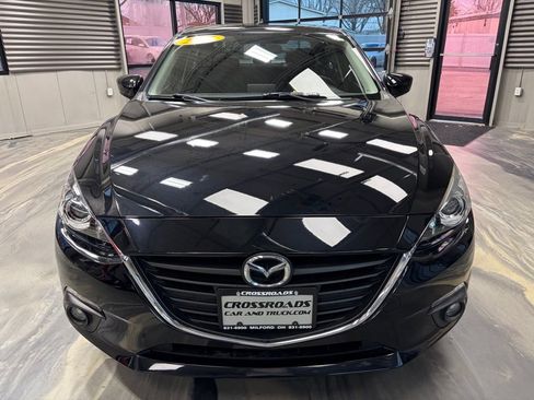 Used 2015 MAZDA MAZDA3 i Touring w/ Technology Package FWD image 36
