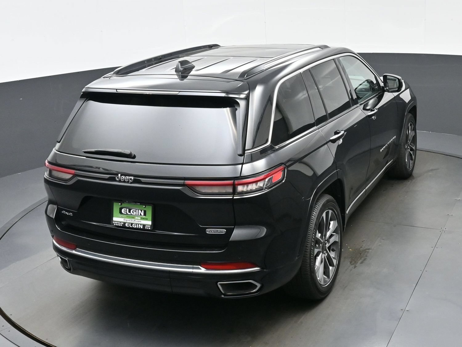 Used 2022 Jeep Grand Cherokee Overland AWD/4WD image 41