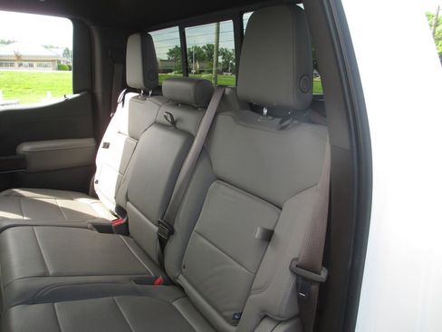 Used 2021 GMC Sierra 1500 SLT AWD/4WD image 18