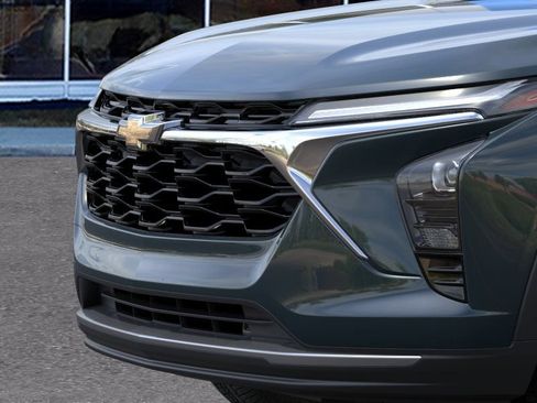 New 2026 Chevrolet Trax LT w/ LT Convenience Package FWD image 13