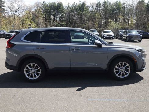 Used 2023 Honda CR-V EX-L image 3