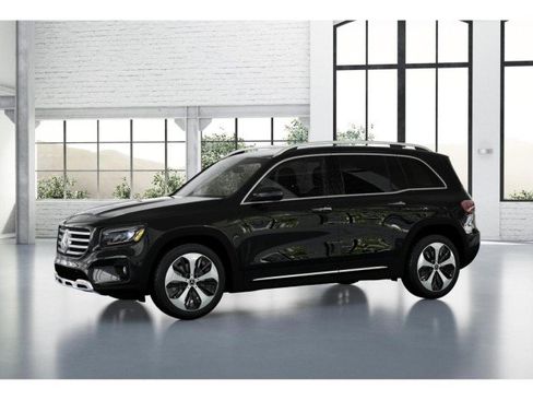 Certified 2025 Mercedes-Benz GLB 250 image 36