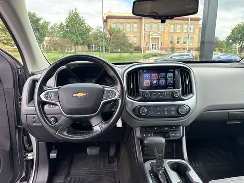 Used 2018 Chevrolet Colorado LT w/ LT Convenience Package AWD/4WD image 13