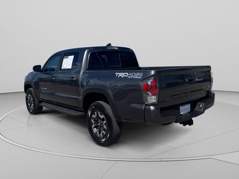 Used 2021 Toyota Tacoma TRD Off-Road w/ Technology Package AWD/4WD image 3