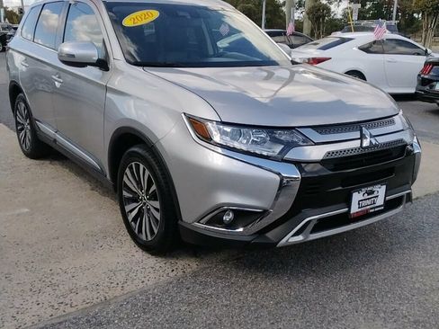 Used 2020 Mitsubishi Outlander SEL image 5