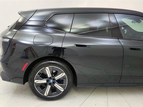 Used 2024 BMW iX xDrive50 w/ Sport Package image 12