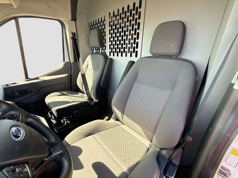 Used 2025 Ford Transit 250 148 Medium Roof w/ Interior Upgrade Package RWD image 19