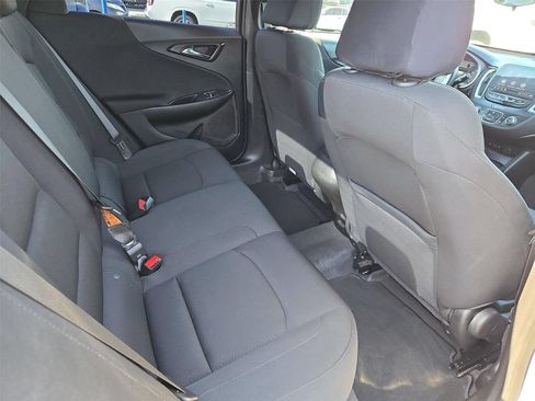 Certified 2024 Chevrolet Malibu LS FWD image 17