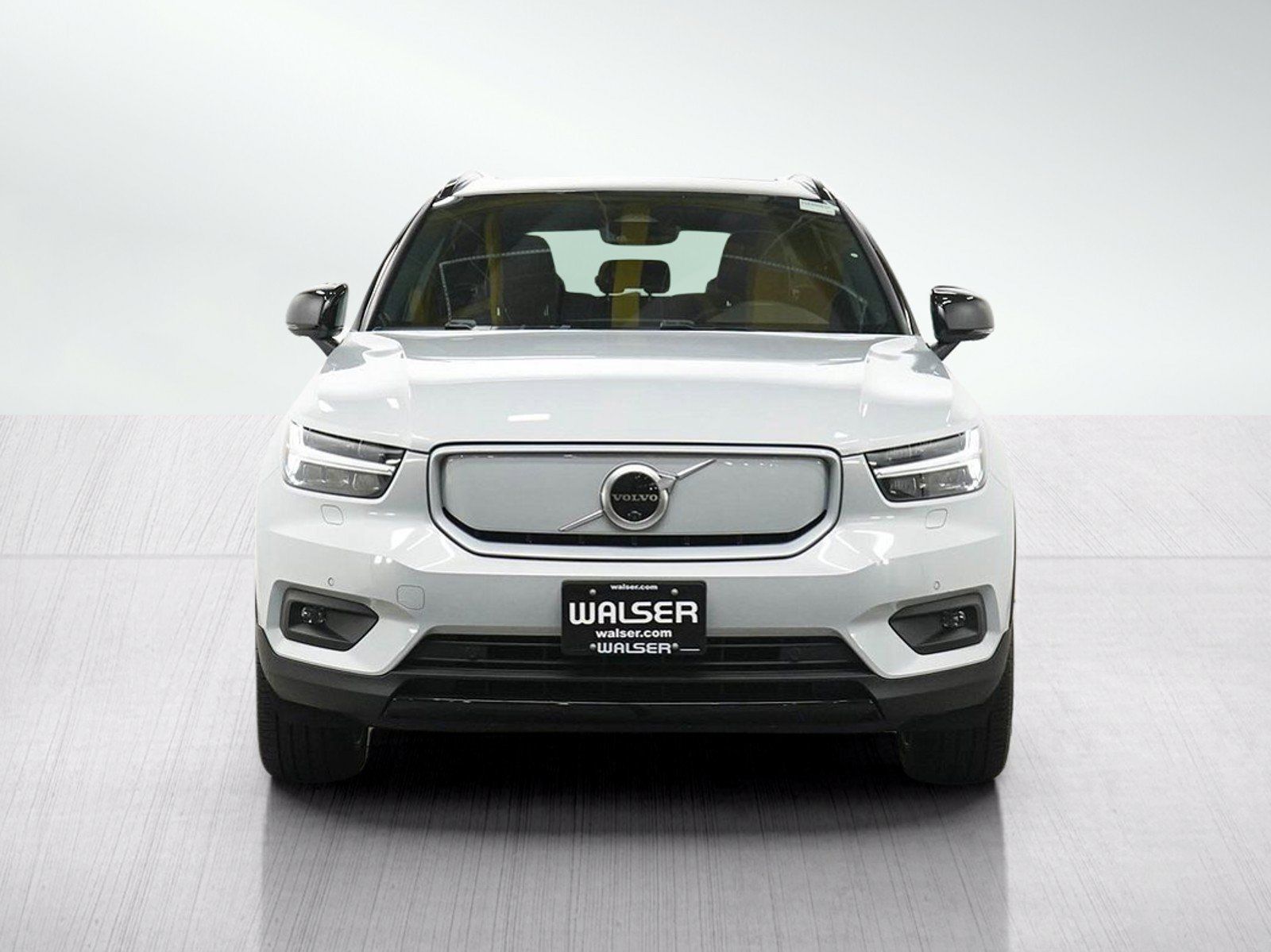 Used 2021 Volvo XC40 P8 Recharge w/ Advanced Package AWD/4WD image 8