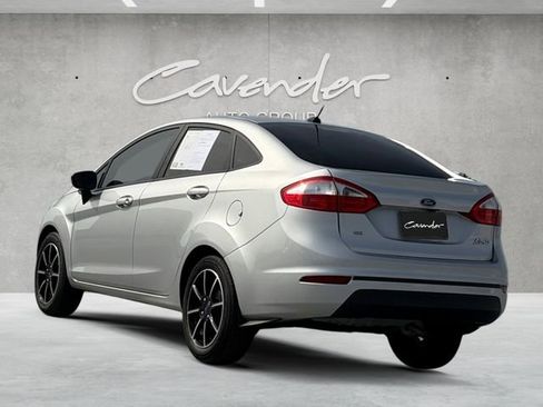 Used 2019 Ford Fiesta SE image 14