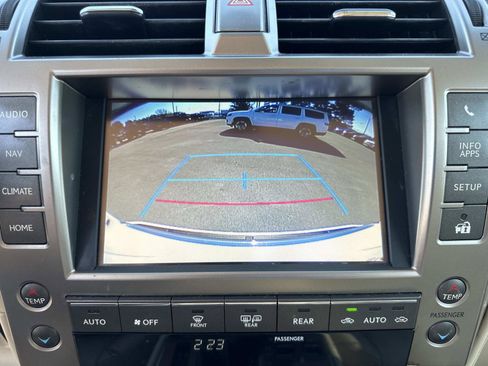 Used 2019 Lexus GX 460 image 24