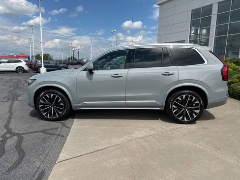 Certified 2025 Volvo XC90 B6 Plus AWD/4WD image 8