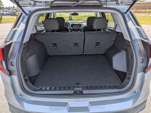 Used 2023 GMC Terrain SLE w/ Driver Convenience Package FWD image 32