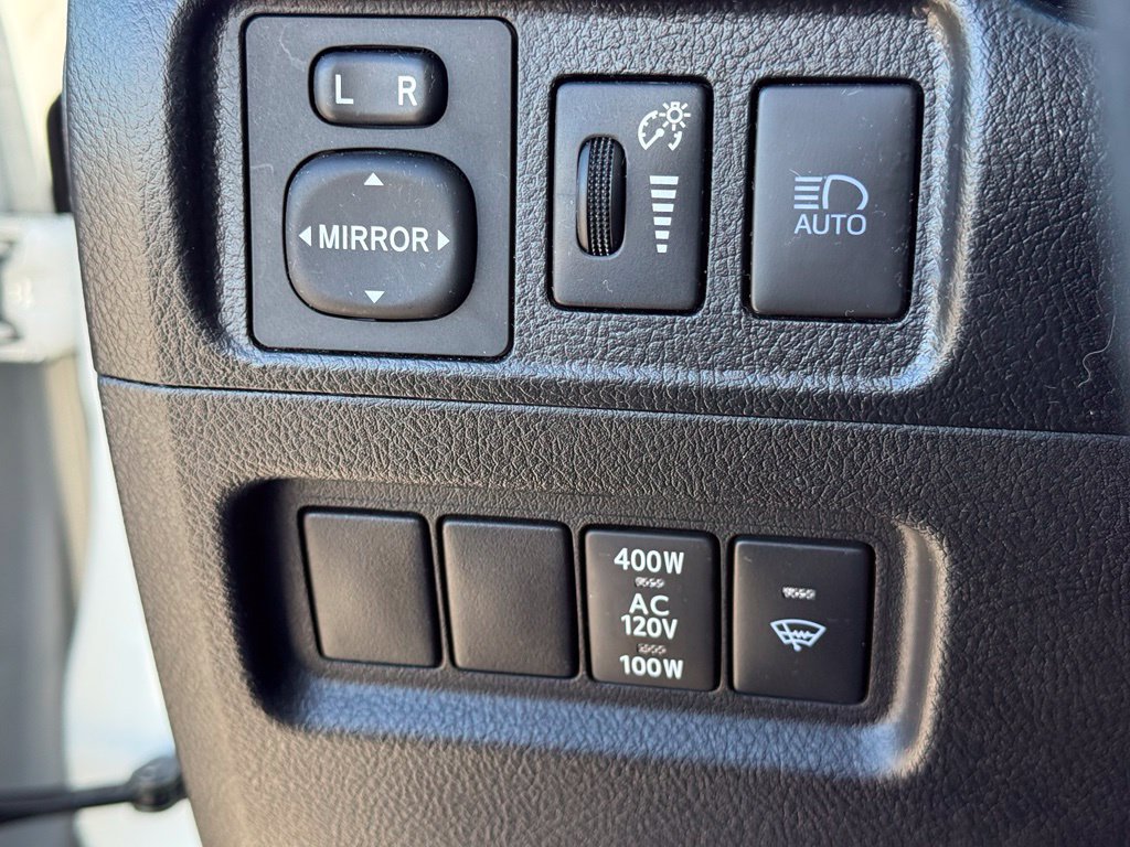 Used 2023 Toyota 4Runner SR5 Premium w/ Moonroof Package RWD image 19