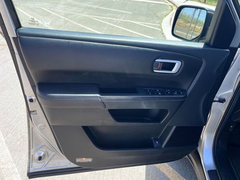 Used 2011 Honda Pilot EX-L image 16