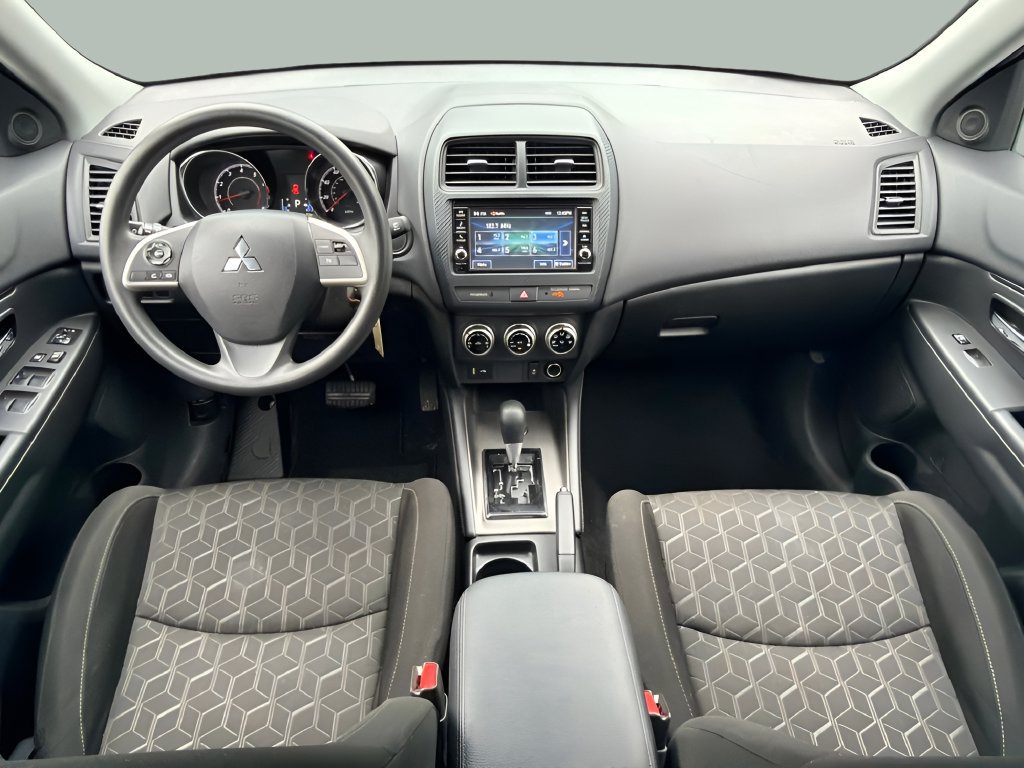 Used 2024 Mitsubishi Outlander Sport ES AWD/4WD image 14