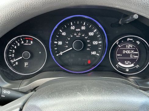 Used 2017 Honda HR-V EX image 15