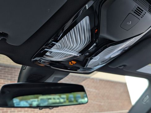 Used 2020 BMW 330i Sedan w/ Driving Assistance Package image 28