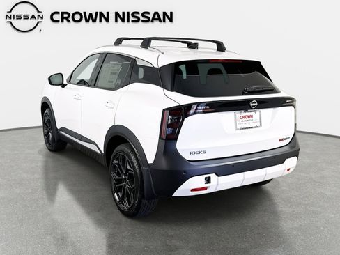 New 2026 Nissan Kicks SR w/ SR Premium Package image 5