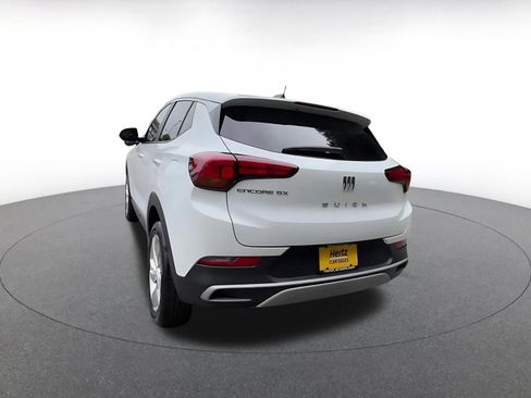 Used 2025 Buick Encore GX Preferred FWD image 11