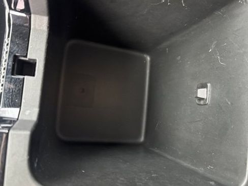 Used 2022 Jeep Grand Cherokee L Laredo w/ Luxury Tech Group I image 29