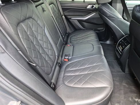 Used 2023 BMW X5 xDrive40i AWD/4WD image 28