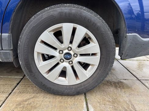 Used 2015 Subaru Outback 2.5i Premium image 7