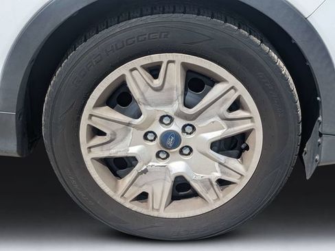 Used 2015 Ford Escape S FWD image 11
