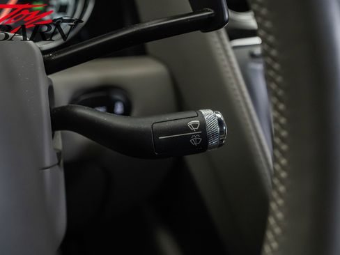 Used 2015 Bentley Continental GT image 34