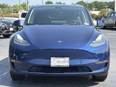 Used 2022 Tesla Model Y Long Range AWD/4WD image 7