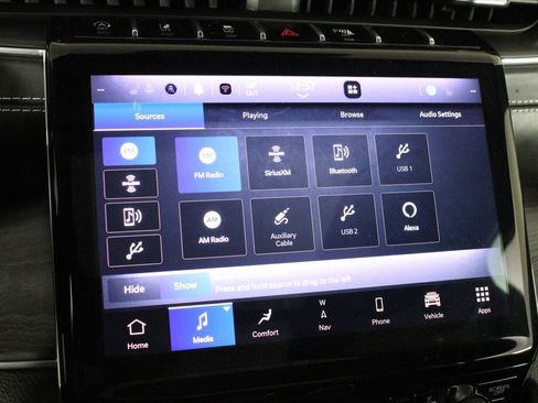 Used 2022 Jeep Grand Cherokee Overland w/ Adv Protech Group III image 34