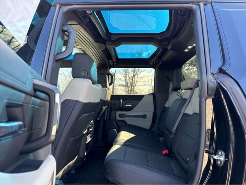 New 2026 GMC Hummer EV 3X image 7