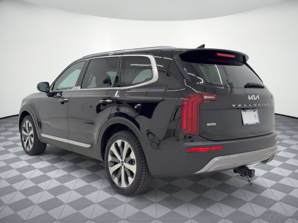 Used 2022 Kia Telluride S AWD/4WD image 3