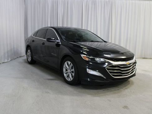 Used 2022 Chevrolet Malibu LT image 25