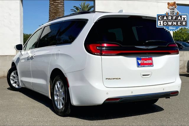 Used 2022 Chrysler Pacifica Touring-L FWD image 12