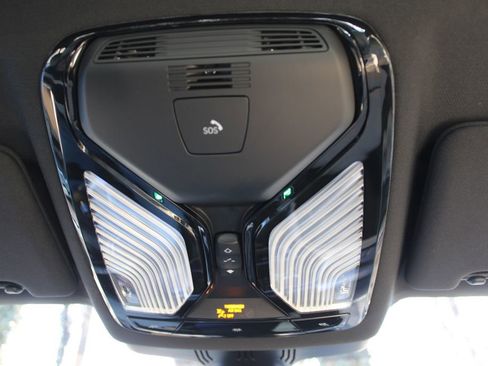 Used 2023 BMW 530i xDrive 530i xDrive w/ Premium Package image 52