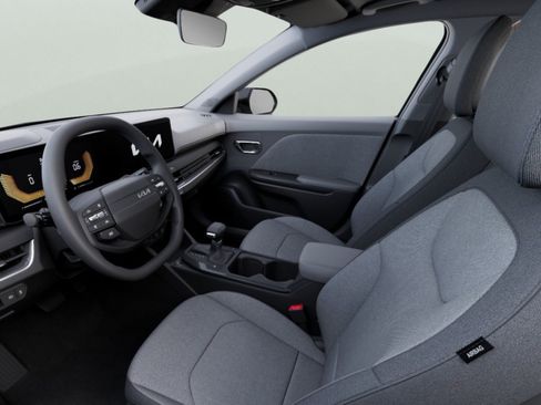 New 2026 Kia K4 FWD image 12