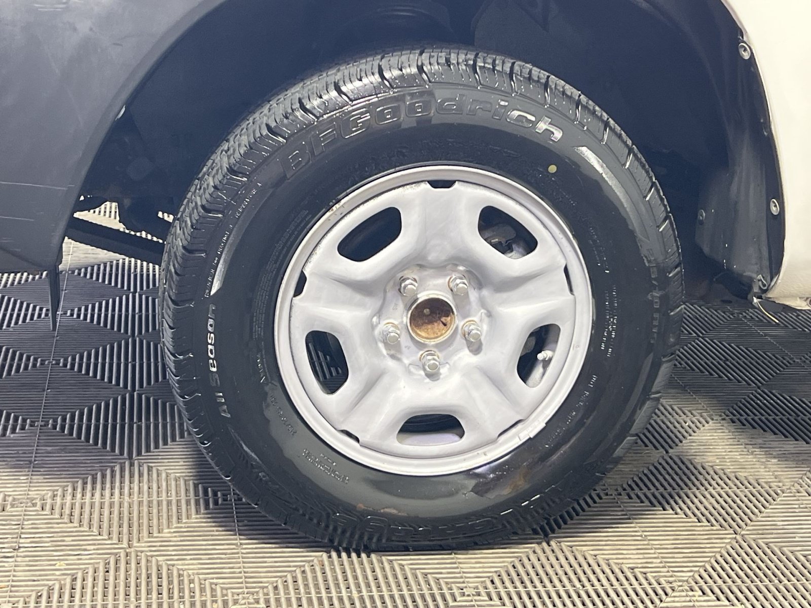 Used 2014 Toyota Tacoma 2WD Regular Cab image 12