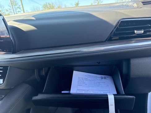 New 2026 Chevrolet Suburban LS image 39