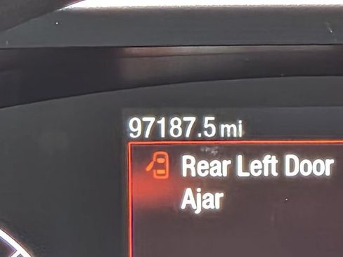 Used 2023 Ford Maverick XLT FWD image 23