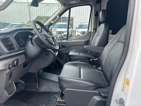 New 2025 Ford Transit 250 148 Medium Roof w/ Load Area Protection Package image 12